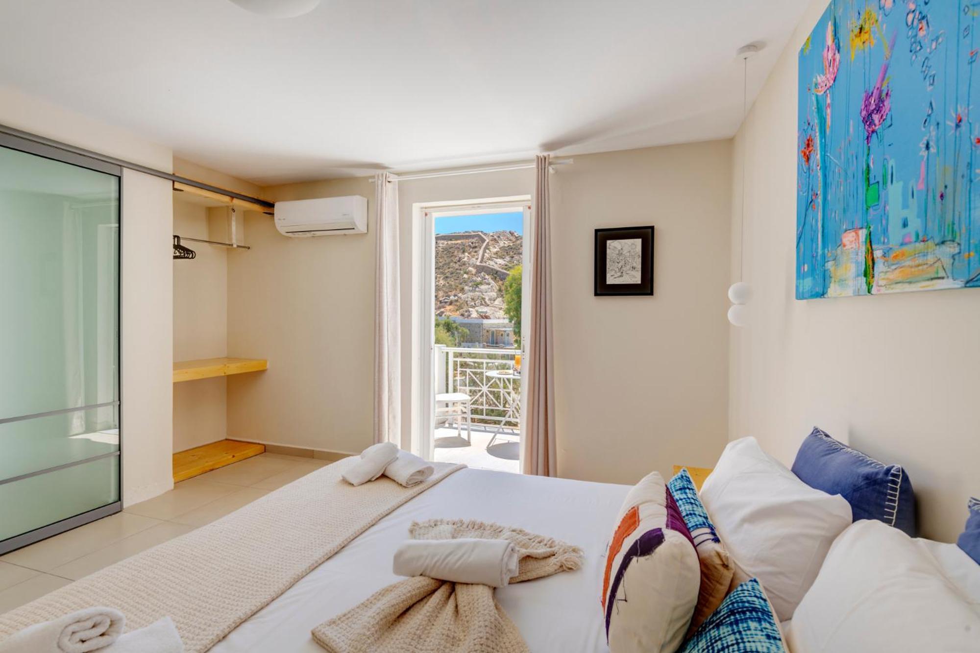 Hotel Kamelo Vari  Экстерьер фото